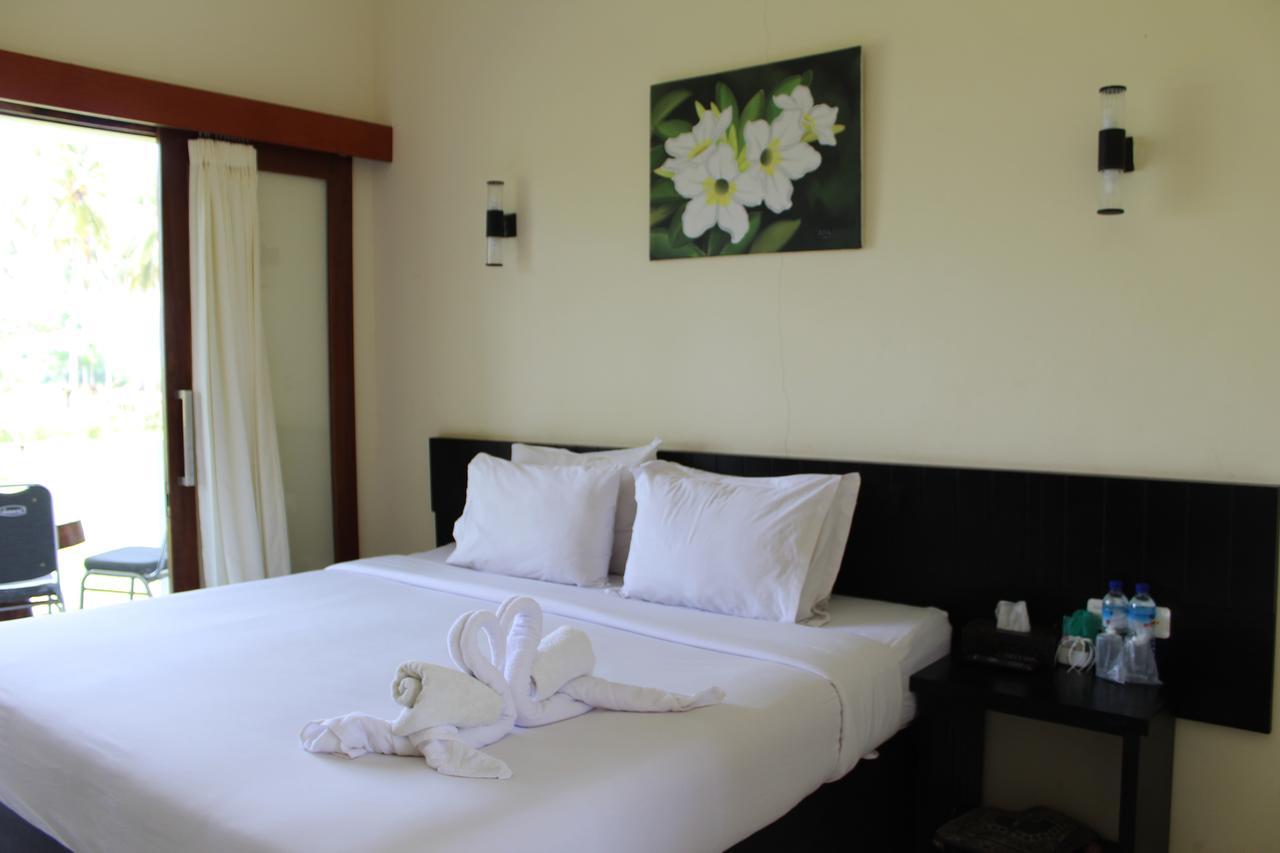 Gondang Beach Hotel Gili Trawangan Bagian luar foto