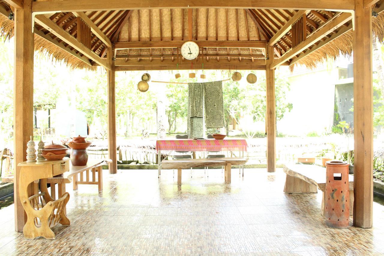 Gondang Beach Hotel Gili Trawangan Bagian luar foto